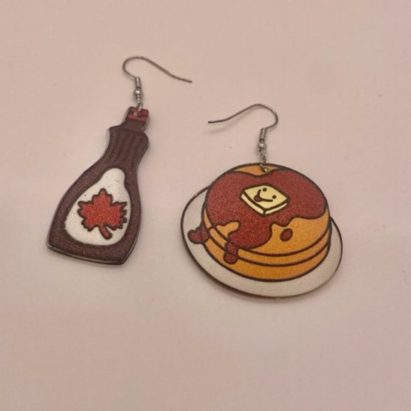⭐️❤️FREE Bread Maple Syrup Pancakes Snack Hipster Hippie Graphic Drop Earrings - Picture 6 of 9